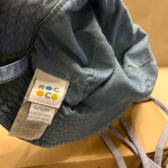 Rococo baby hat and mask - Picture 2 of 4